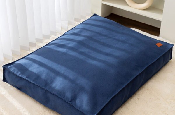 British Style Detachable and Washable All - Season Pet Bed Pad