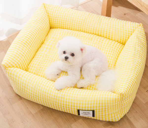 Korean - style Checkered Pet Bed