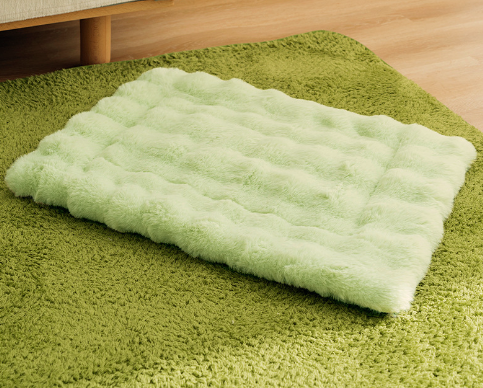 Bubble Fleece and Rabbit Fur Pad