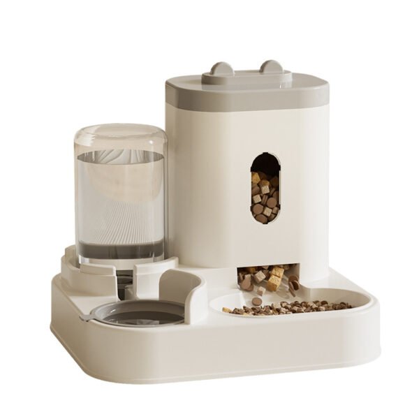 Water and Food Integrated Feeder