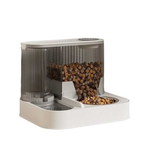 Water and Food Integrated Feeder