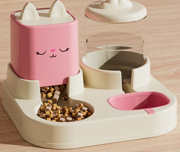 Feeder and Waterer-One-piece design