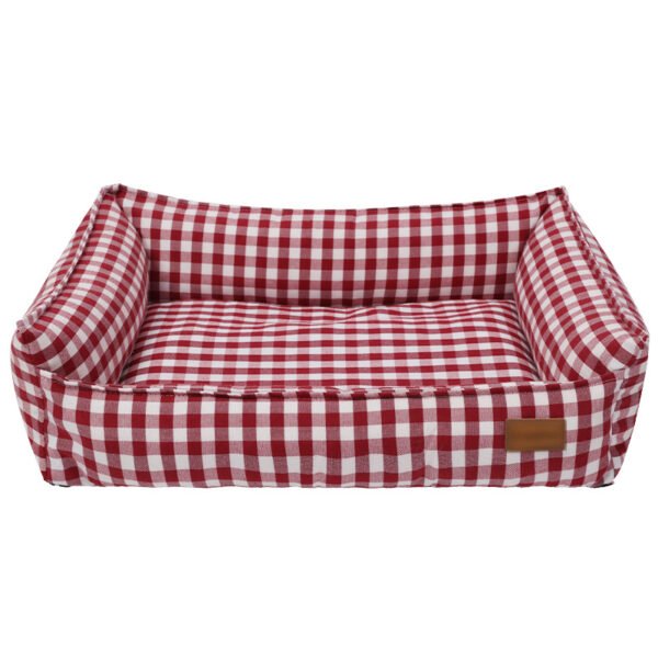 All-season removable and washable dog and cat bed