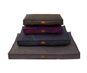 All-season removable and washable dog and cat Bed Pat #G03