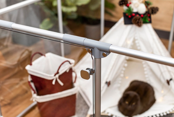 Transparent Acrylic Indoor Dog Enclosure
