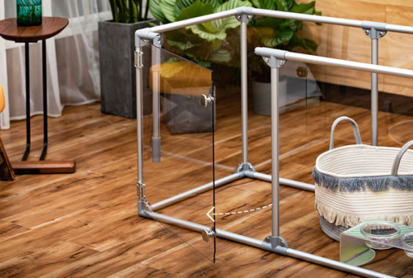 Transparent Acrylic Indoor Dog Enclosure