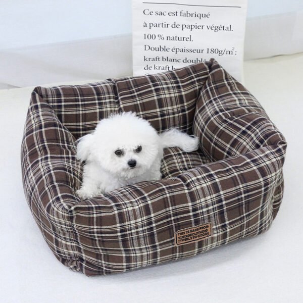 British‑Style Square Pet Bed