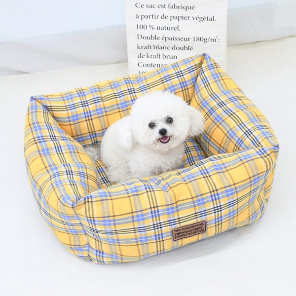 British‑Style Square Pet Bed