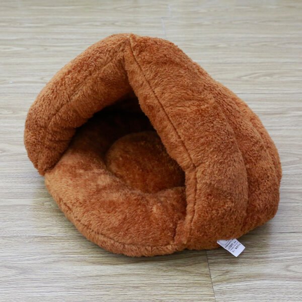 O1CN01vymXta1TVIOCkO5Zm_!!1055682387-0-cib Arctic Fleece Slipper‑shaped Pet Bed